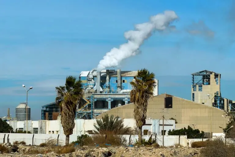 The main phosphate factory in Gabès. Image by Khadija Ben Salah.